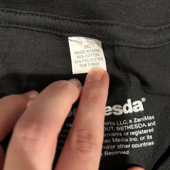 VAULT BOY FALLOUT New Short Sleeve Black Crew Neck Graphic T-Shirt Size 3XL - Picture 4 of 5